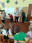 Co wykluwa się z jajka zajęcia