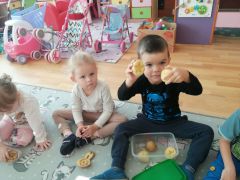 Prezentacja stempli wykonanych z ziemniaków