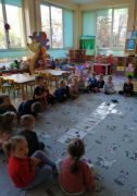 "W lesie"- zabawa z rymowanką