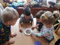 „Uciekający pieprz, czyli jak mydło przegania zarazki”
