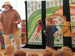 Teatrzyk kukiełkowy "Kukła z wiejskiego podwórka”