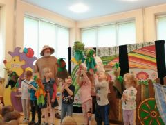 Teatrzyk kukiełkowy "Kukła z wiejskiego podwórka”