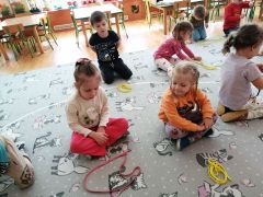 "Esy- floresy i sznurek w roli głównej"- innowacja pedagogiczna