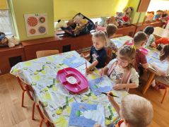malowanie z pianką do golenia
