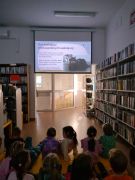 W bibliotece