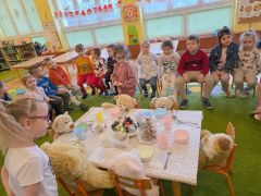 Urządzamy przyjęcie świąteczne dla misiów