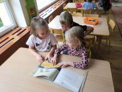 książki z biblioteki