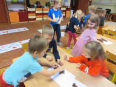 kasztanowe litery