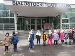 wycieczka do teatru lalek