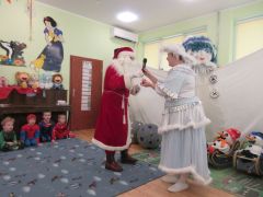 zabawy, tańce i konkursy z teatrem "Orzełek"