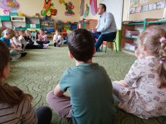 ilustracja do wpisu 
Żonglowanie i czytanie