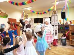 ilustracja do wpisu 
Bal karnawałowy