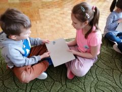 Labirynt- zabawa magnesami