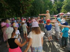 Dyskoteka na placu zabaw