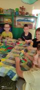 Jabłka i gruszki.