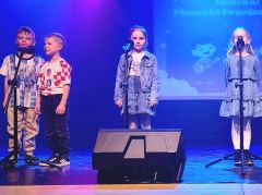 "Dzwoneczki" na scenie  w MDK