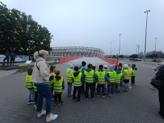 Przed stadionem 