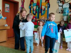Wręczenie nagród przez Panią Dyrektor